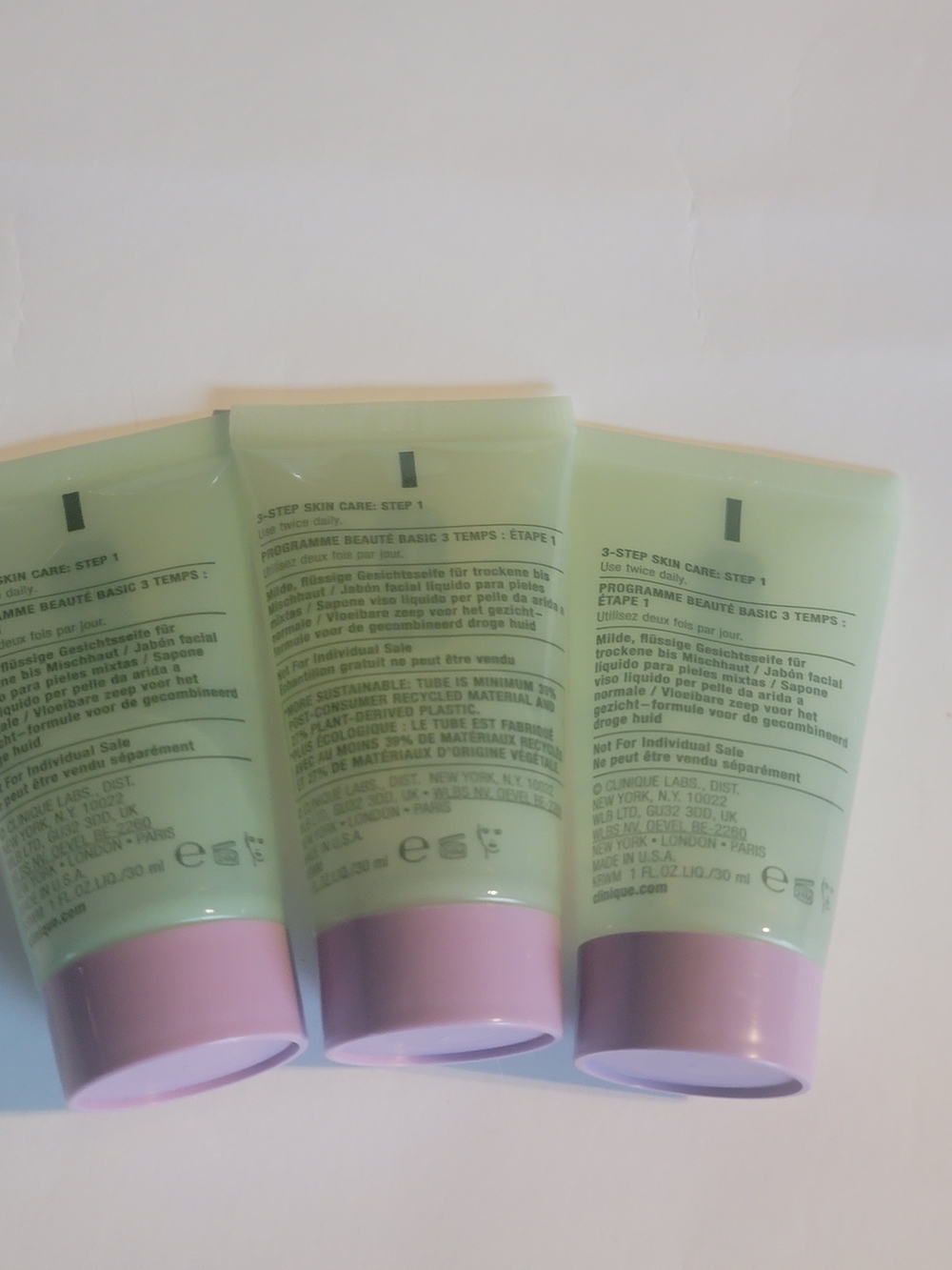 Clinique All About Clean Liquid Facial Soap - Mint Green with Lavender Cap - Picture 3 of 4